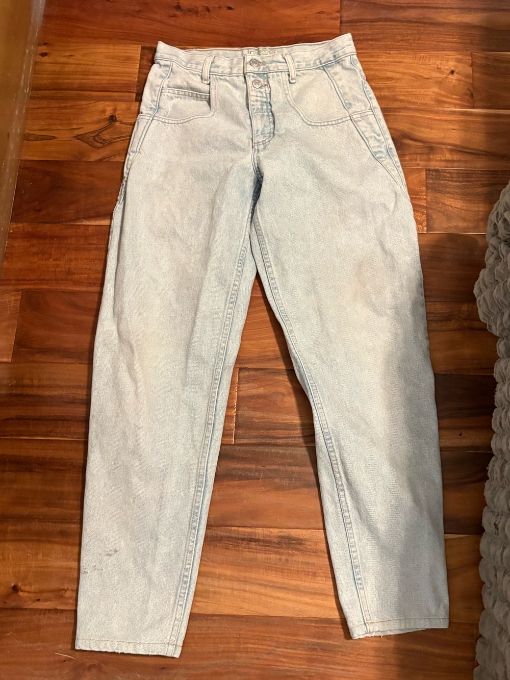 Vintage Guess Georges Marciano USA Made High Rise Mom Jeans Light Size 29 (331)‎